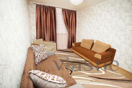 Bedroom bright new apartment, Tyumen - apartment by the day