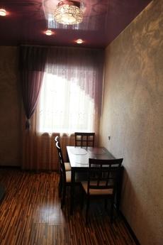 One bedroom cozy apartment, Tyumen - günlük kira için daire