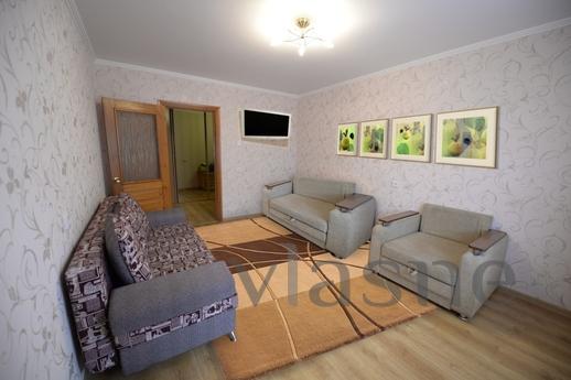 Bedroom bright apartment, Tyumen - günlük kira için daire