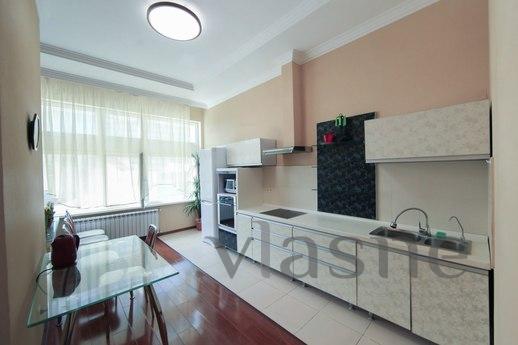 2 bedroom apartment on Kunaeva 12/2, Astana - günlük kira için daire