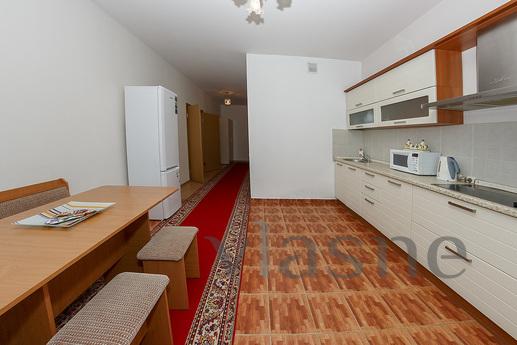 2 bedroom apartment with hotel service, Astana - günlük kira için daire