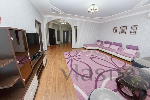 2 bedroom Housing estate Nursaya-2, Астана - квартира подобово