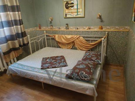 On the picturesque coast, private house, Odessa - apartment by the day