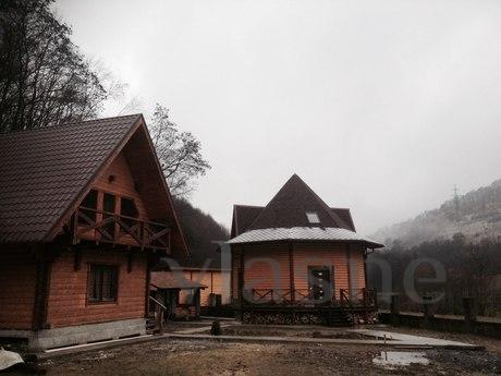Two house forest, mountains, river bank, Svalyava - günlük kira için daire