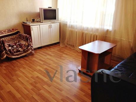 1-roomed apartment by the day in the cen, Veliky Novgorod - günlük kira için daire