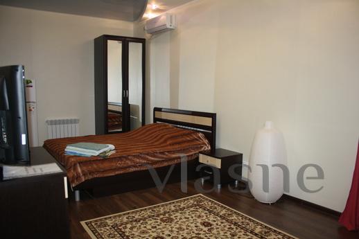 Super VIP 1 bedroom apartment, Uralsk - günlük kira için daire