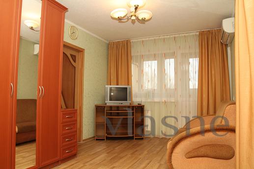 Spacious 1 bedroom apartment, Samara - günlük kira için daire