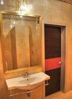 Excellent 2 bedroom. Only for families!, Krasnoyarsk - günlük kira için daire