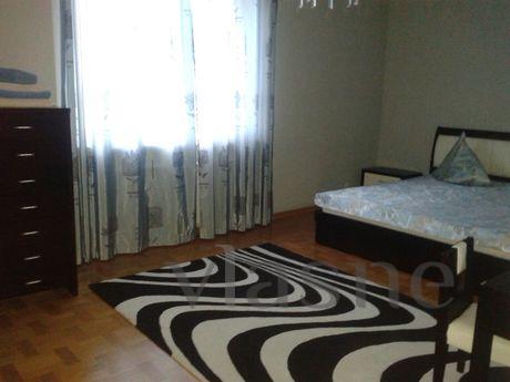 4 bedroom apartment, Aqtobe - günlük kira için daire