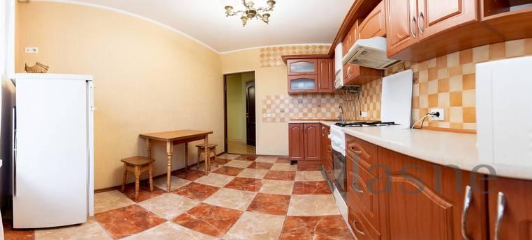 New apartment in the center. Renovation., Kamianets-Podilskyi - apartment by the day