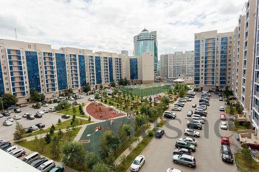3-bedroom Daily Left Bank!, Astana - günlük kira için daire