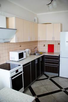 Studio apartment renovated, Omsk - günlük kira için daire