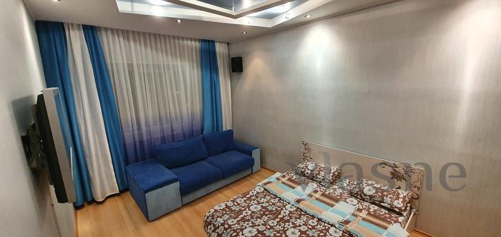 1 K. Apartment on Ugra 40/1 (25 md), Surgut - günlük kira için daire