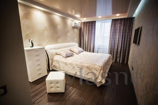 Spacious, elegant apartment, Stavropol - günlük kira için daire