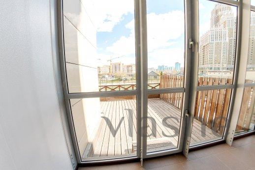 2-bedroom apartment with a summer terrac, Астана - квартира подобово