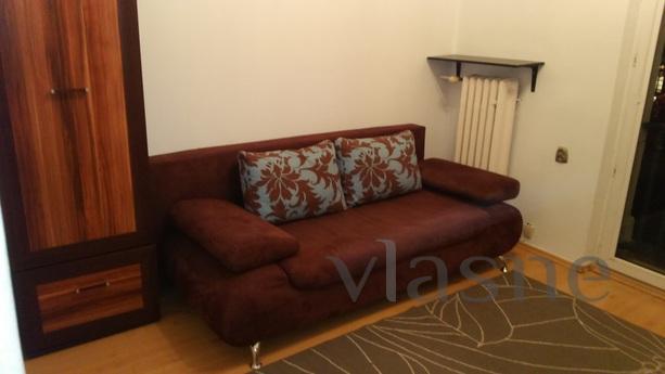 The flat is located in the very center of the city. 5 minute
