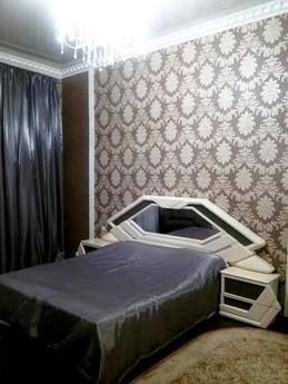 Центр Киева. 2-комнатная уютная квартира возле Михайловского