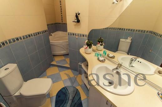 2 bedroom luxury apartment New Square, Almaty - apartment by the day