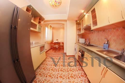 Lovely apartment in the heart of Almaty, Almaty - apartment by the day
