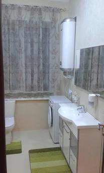 Luxury 2-bedroom apartment in the city c, Karaganda - apartment by the day