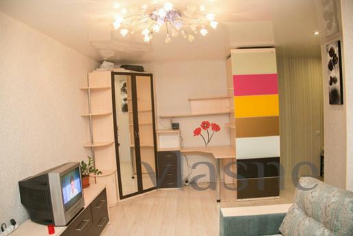 One bedroom apartment in the center, Kemerovo - apartment by the day