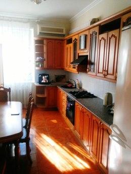 Apartment on New Year's, for two day, Dnipro (Dnipropetrovsk) - apartment by the day
