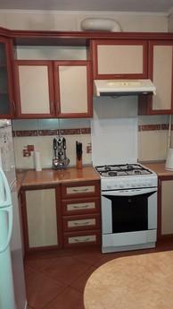 Rent one-room cozy apartment, Rivne - apartment by the day