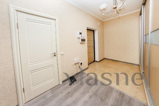 Ample 3 bedroom apartment, Астана - квартира подобово