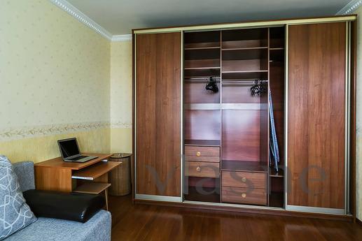 Apartment with a modern renovation, Подольськ - квартира подобово