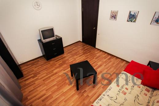 1 bedroom apartment in the center, Kemerovo - günlük kira için daire