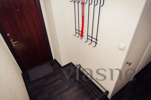 1 bedroom apartment in the center, Kemerovo - günlük kira için daire