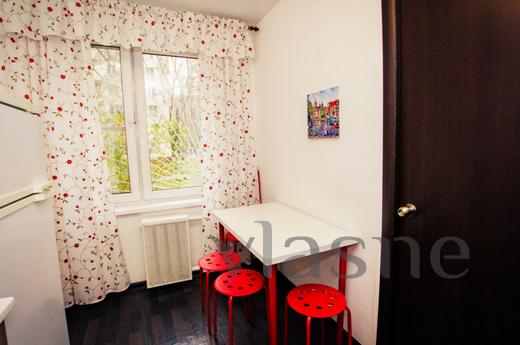 1 bedroom apartment in the center, Kemerovo - günlük kira için daire