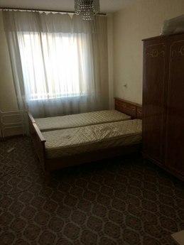 Two-bedroom, beautiful apartment, Kemerovo - günlük kira için daire