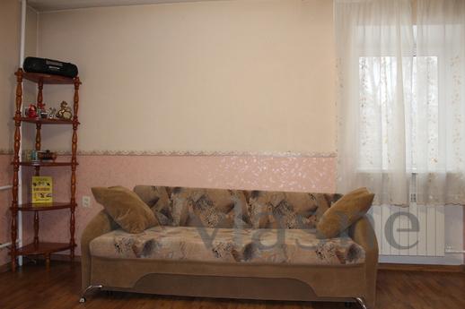 СДАЕТСЯ КВАРТИРА В РАЙОНЕ АЭРОПОРТА.(Советская 81)
до остано