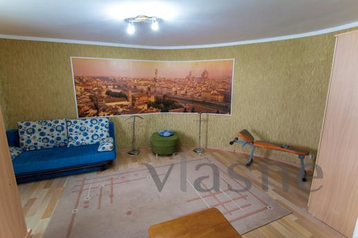 It offers luxury apartments!, Aktobe - günlük kira için daire