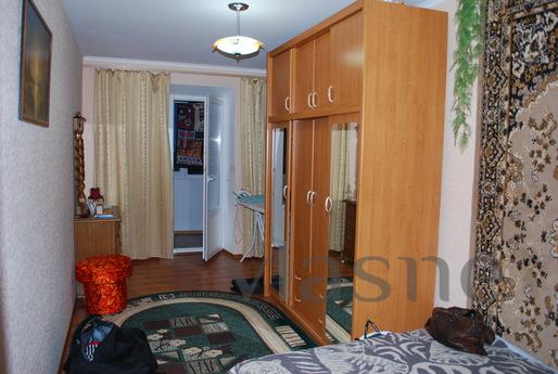 Rent an apartment for summer holidays, Berdiansk - apartment by the day