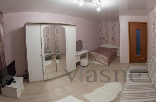 1-room apartment in new building, Kemerovo - günlük kira için daire