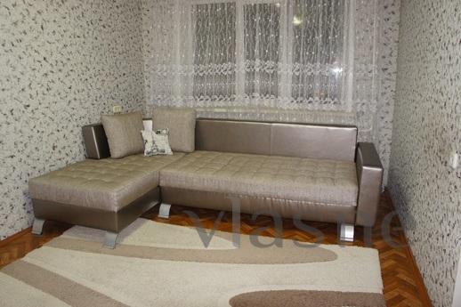 Cozy apartment in the center, Pavlodar - apartment by the day