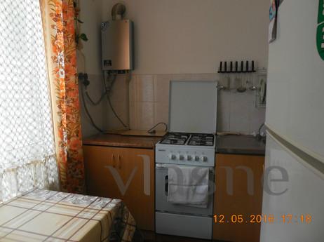 3 bedroom house from owner, Yevpatoriya - apartment by the day
