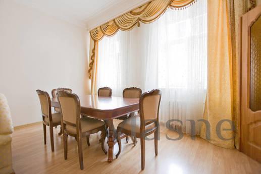 4 bedroom apartment, Saint Petersburg - günlük kira için daire