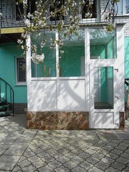Rent apartments and rooms in a private h, Berdiansk - apartment by the day