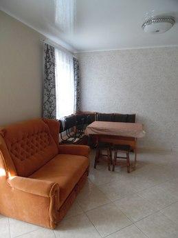 Rent apartments and rooms in a private h, Berdiansk - günlük kira için daire