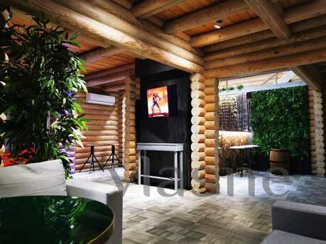 Kiev'de yüzme havuzlu bir evin günlük kirası, Kyiv - günlük kira için daire