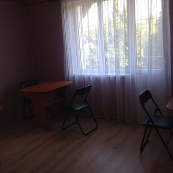 Prywatny dom z oddzielnymi pokojami, Truskavets - mieszkanie po dobowo