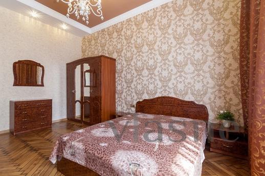 2 bedroom Suite Dudayev, Lviv - apartment by the day