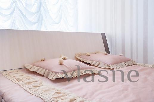 Stylish 2 bedroom apartment, Mykolaiv - günlük kira için daire