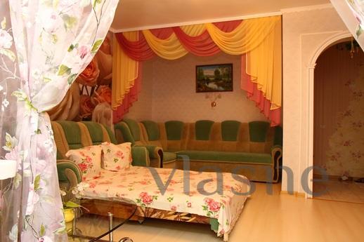 The apartment is located in the city center, 5 minutes from 