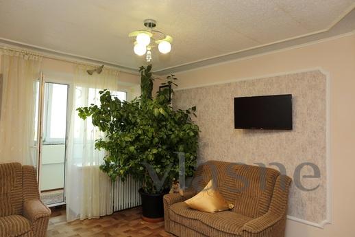 Denize yakın rahat 1 yatak odalı daire, Berdiansk - günlük kira için daire