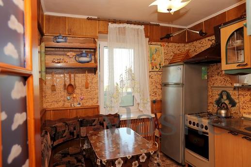 Cozy 1 bedroom apartment by the sea, Berdiansk - apartment by the day