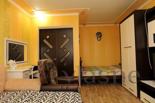 1 к. кв. для отдыха в Бердянске, Бердянск - квартира посуточно